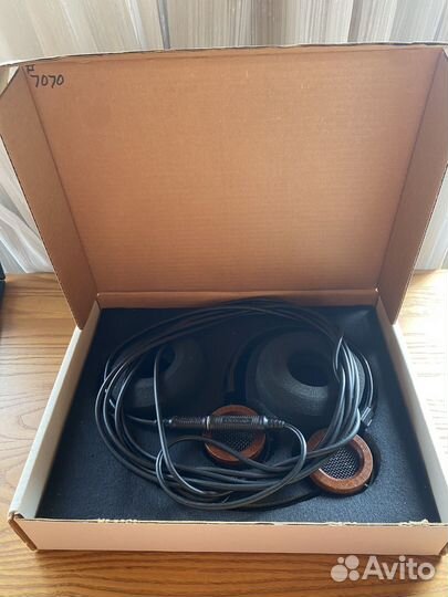 Наушники Grado RS1