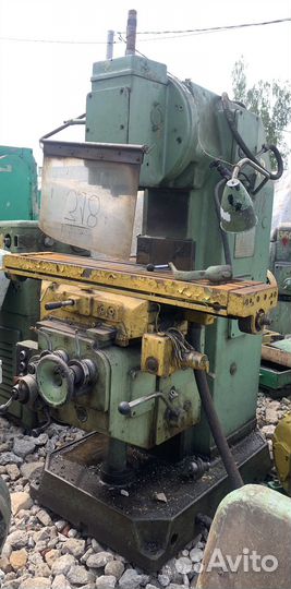 Станок консольно-фрезерный 6р11