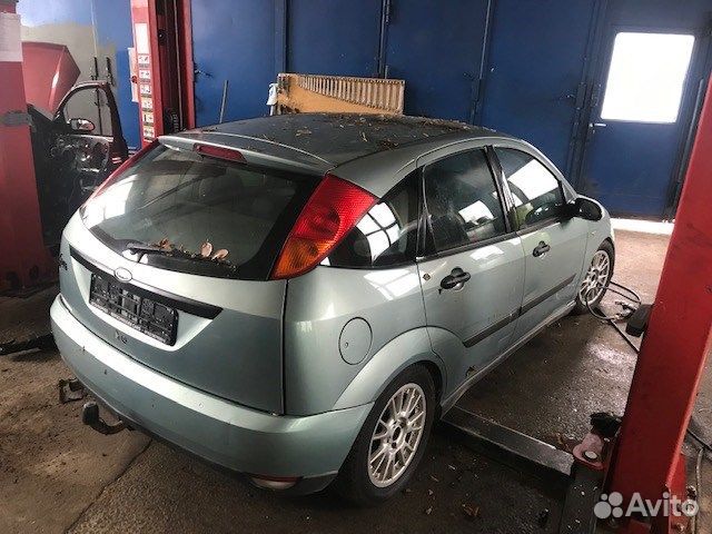 Разбор на запчасти Ford Focus 1