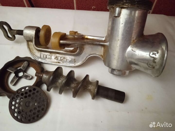 Мясорубка б/у,без ручки