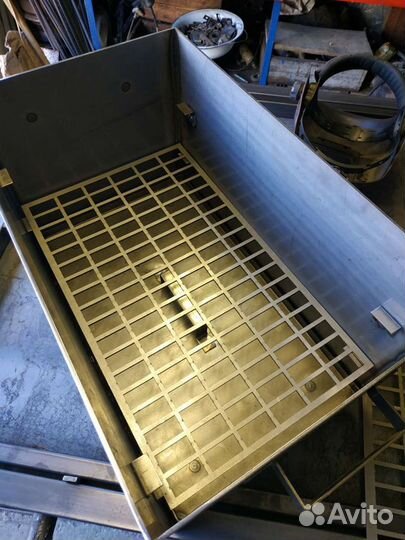 Коптилка/коптильня