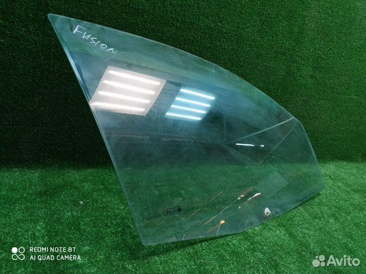 Стекло двери переднее правое Ford Fusion 2002-2012