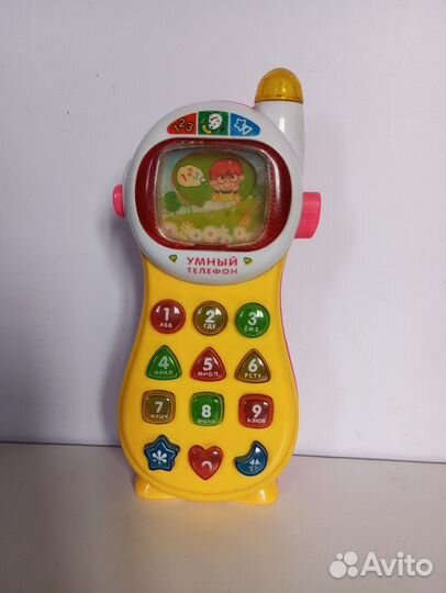 Кубик-рубик, машинки, пирамидки