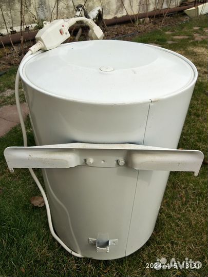 Бойлер водонагреватель электрический 30 л