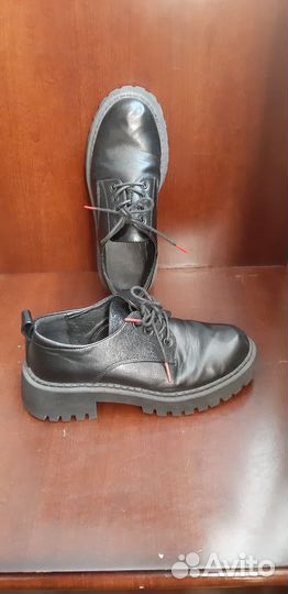 Туфли б/у женские