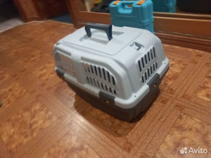Переноска для кошек и собак маленьких