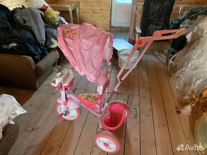 Детский велосипед с ручкой