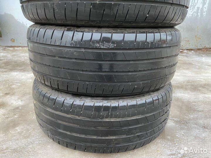 Bridgestone Turanza T005 225/45 R19