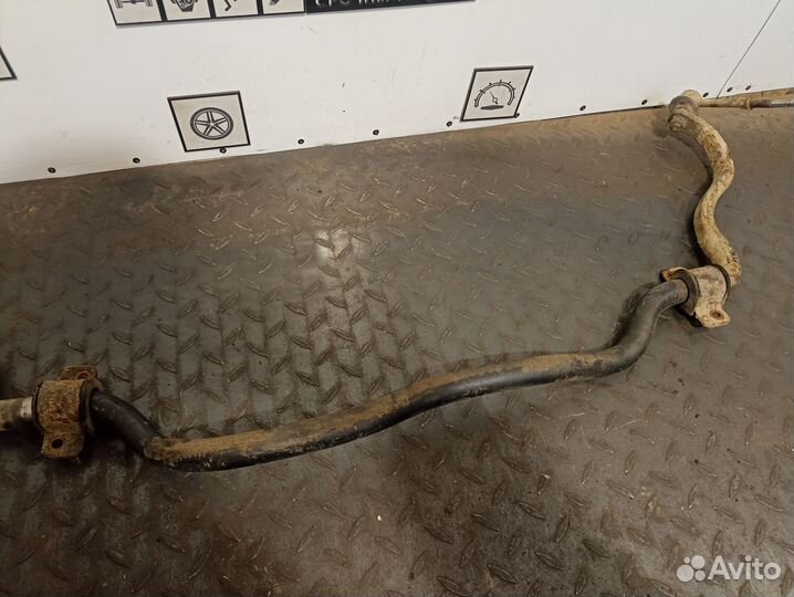 Стабилизатор передний Toyota 4 Runner / Hilux Surf