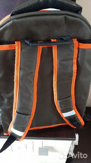 Ранец школьный для мальчика новый
