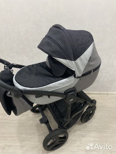 Продам детскую коляску