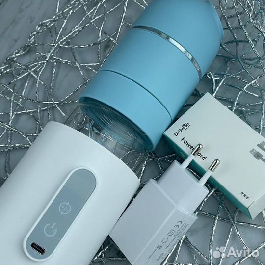 Бутылочка с отсеком для смеси и нагревателем