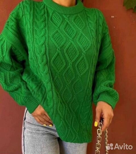 Свитер женский