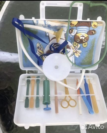 Детский игровой набор «юный доктор» СССР
