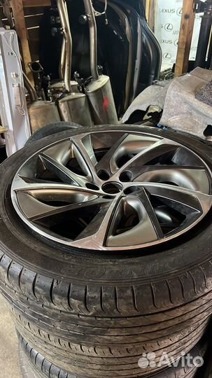 R20 Bridgestone Dueler H/L 33A 235/55, PCD 5x114.3 DIA 60.1