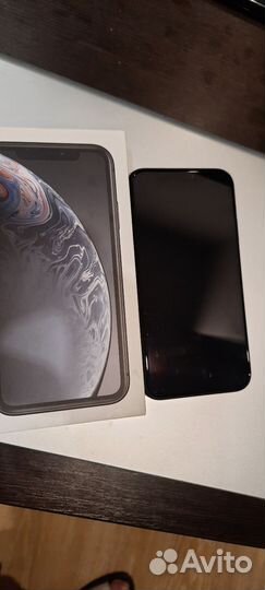iPhone Xr, 64 ГБ