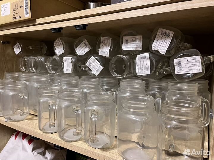 Стеклянные банки с крышкой и требочкой