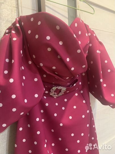 Нарядное женское платье 42 44