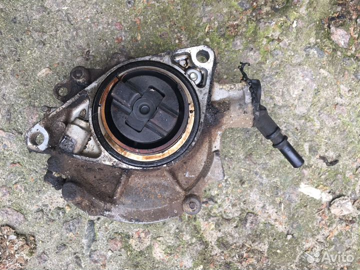 Вакуумный насос ер6,1.6л 120л.с. Пежо Ситроен