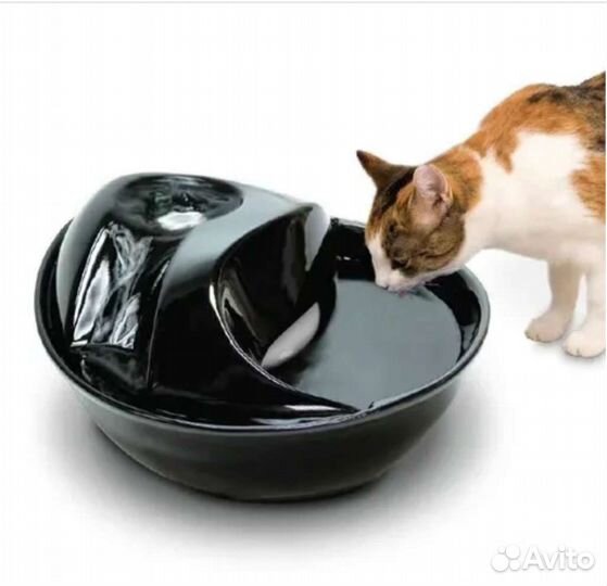 Керамическая поилка фонтан Pioneer Pet 