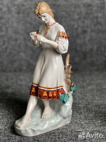 Фарфоровые статуэтки