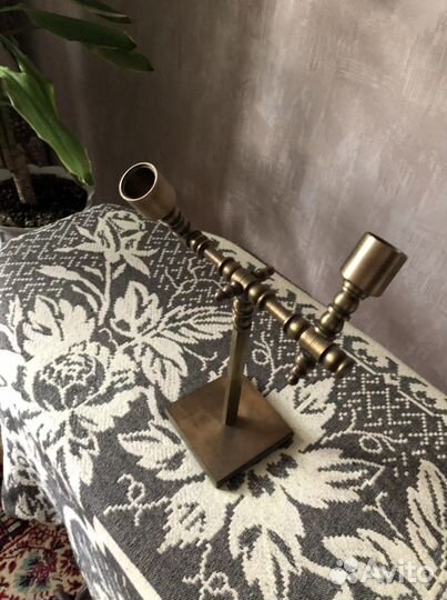 Подсвечник бронза