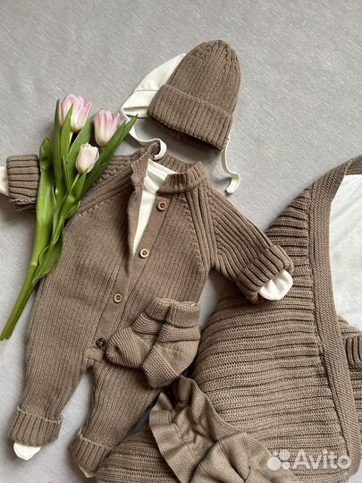 Набор на выписку из роддома для новорожденного