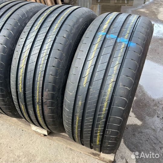 Goodyear EfficientGrip 2 SUV 275/50 R21