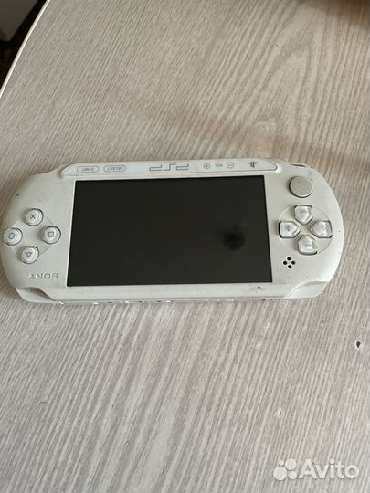 Sony PSP e1008