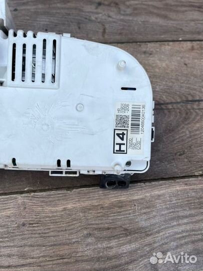 Щиток приборов Honda Civic 4D 1.3 2008