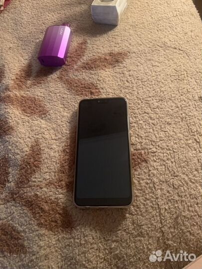 HONOR 10, 4/64 ГБ