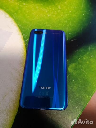 HONOR 10, 4/64 ГБ