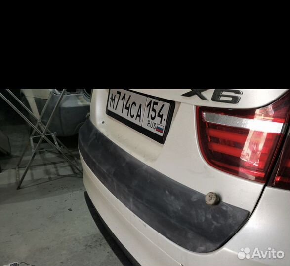 Накладка на крышку багажника BMW e71