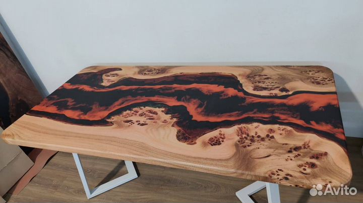 Обеденный стол 'Native Art'