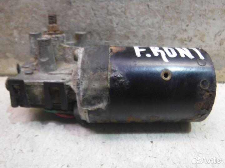 Моторчик стеклоочистителя передний Volkswagen Polo