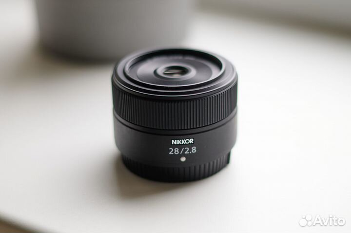 Объектив Nikon nikkor Z 28mm f/2.8
