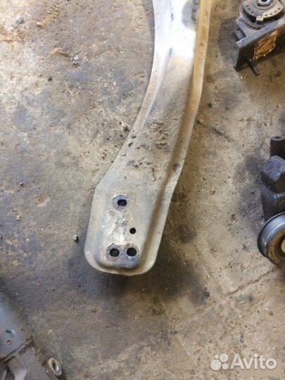 Лыжа подмоторная Chery Tiggo T11 4G64