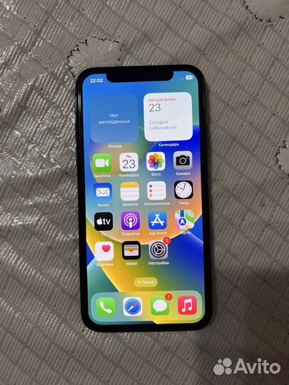 iPhone X, 64 ГБ