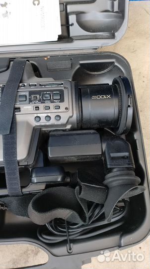 Японская видеокамера