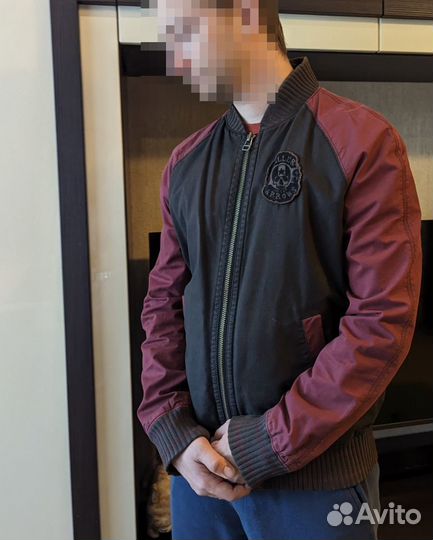 Куртка бомбер Levis