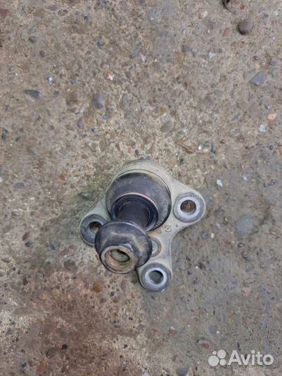 Volkswagen jetta 5 шаровая левая