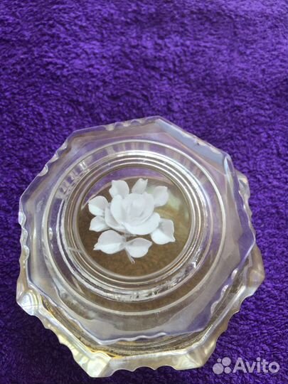 Шкатулка пудренница. Розы. СССР. 60е