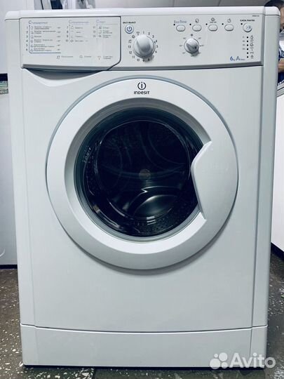 Стиральная машина Indesit IWB 6105