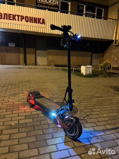 Электросамокат kugoo g1