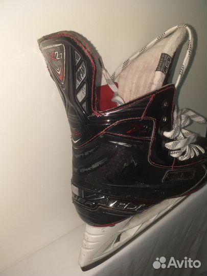 Продам коньки Bauer Vapor X2.7