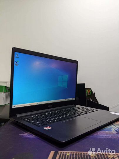 Свежий Acer 8гб SSD