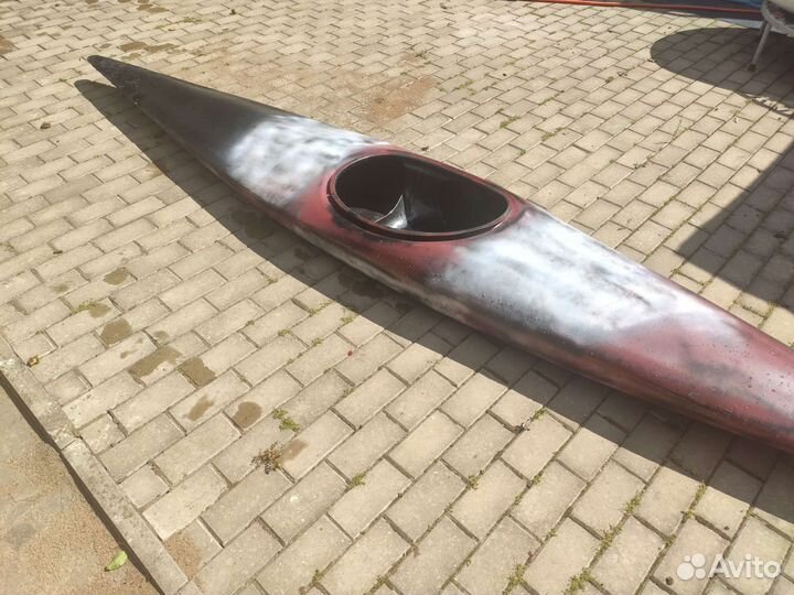 Лодка байдарка