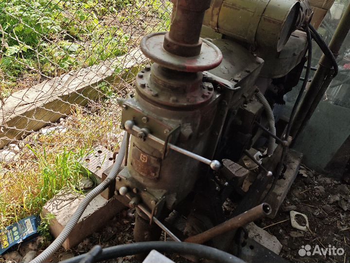 Буровые установки,запчасти,бурение скважин