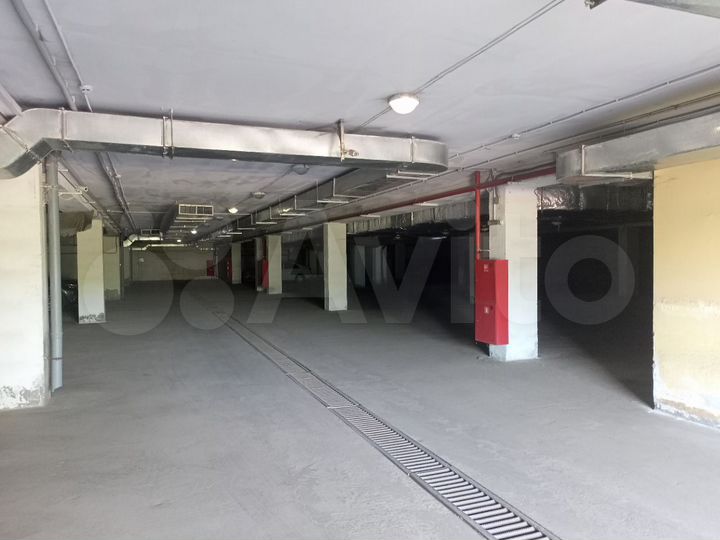 Машиноместо, 18 м²