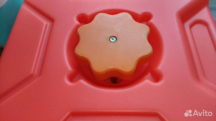 Крепление канистры экстрим+, с крепежом, цветное